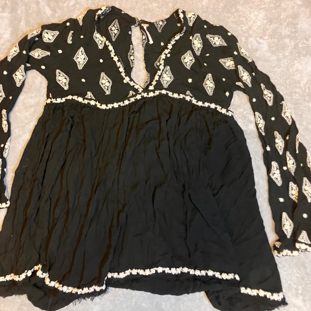Free People Bell Sleeve‎ Tunic Dress S Black V Neck Boho Festival Summer READ